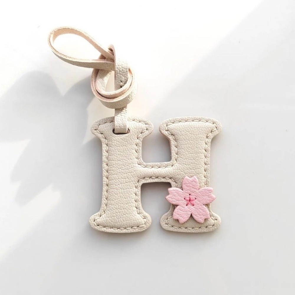 Monogram Keychain Leather - Porte-clés créatif en cuir véritable de