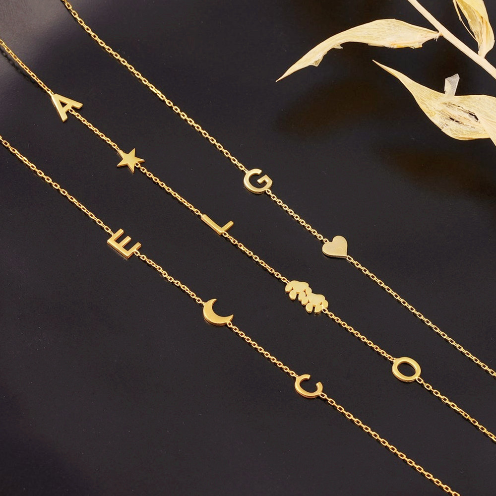 Birth Flower Necklace - Collier personnalisé avec initiales, bijou de