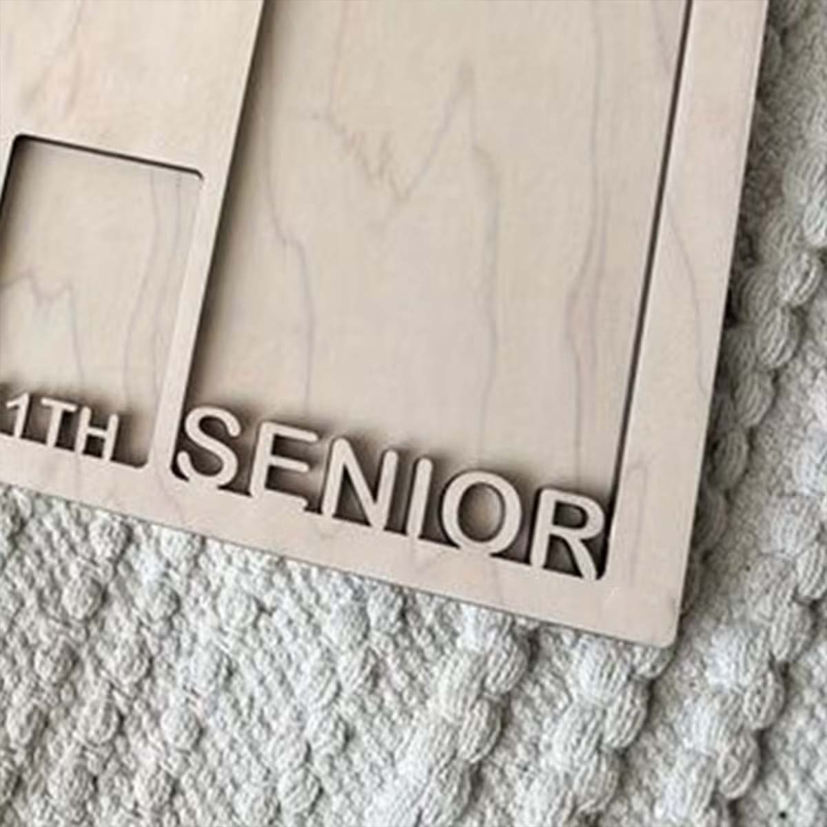Cadre photo personnalisé en bo - Engraved Wood Frame avis et prix