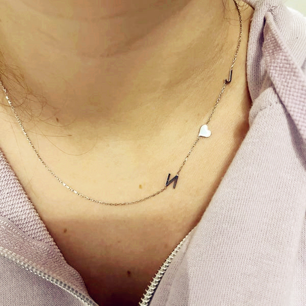 Collier personnalisé avec init - Birth Flower Necklace avis et prix